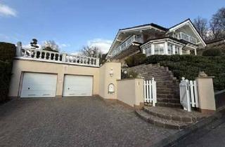 Villa kaufen in 59846 Sundern, Exklusive Villa mit traumhaftem Blick auf das Vorbecken des Sorpesees in Sundern-Amecke zu verkaufen