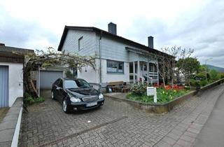Doppelhaushälfte kaufen in 76831 Göcklingen, Charmante Doppelhaushälfte mit Wintergarten, Garage und großzügigem Wohnkomfort