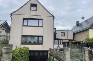 Einfamilienhaus kaufen in Görschnitz 67, 07985 Elsterberg, Solides Einfamilienhaus mit Anbau von 1980 in ländlicher Gegend von Elsterberg