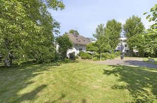 Grundstück zu kaufen in 40880 Ratingen, Ratingen - Wohnbaugrundstück mit großem Entwicklungspotenzial