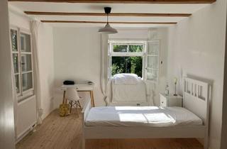Immobilie mieten in 82362 Weilheim, WG-Zimmer für 1 Jahr an Mitbewohnerin zu vermieten.