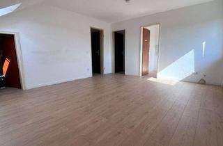 Wohnung mieten in 50189 Elsdorf, Lichtdurchflutete, frisch renovierte 2-Zimmer-Dachgeschosswohnung