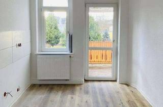 Wohnung mieten in 04746 Hartha, Bezaubernde 3-Zimmerwohnung mit Balkon! Blick ins Grüne!