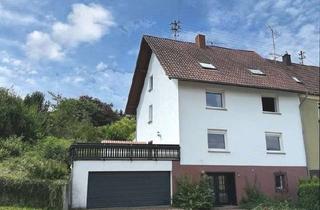 Haus kaufen in 66606 St. Wendel, Gepflegtes 2-Familienhaus mit Garten und Garage - Niederlinxweiler