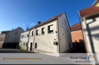 Doppelhaushälfte kaufen in 66540 Neunkirchen, Schön renovierte Doppelhaushälfte mit Einliegerwohnung in ruhiger Wohnlage von Wiebelskirchen!