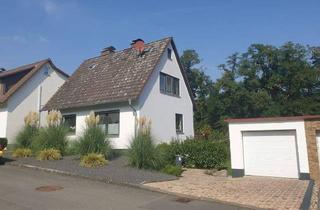 Einfamilienhaus kaufen in 34270 Schauenburg, Schauenburg - Freistehendes Einfamilienhaus mit Keller, Garten & Garage