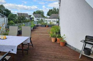 Wohnung kaufen in 14513 Teltow, Teltow - Lichtdurchflutete Dachgeschoss-Wohnung in ruhiger Wohngegend