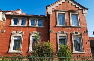 Haus kaufen in 38889 Blankenburg, Blankenburg (Harz) - sanierungsbedürftiges Haus in Top-Lage