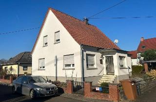 Einfamilienhaus kaufen in 55566 Bad Sobernheim, Bad Sobernheim - Einfamilienhaus mit Gartenlaube, Bad Sobernheim, ruhig gelegen