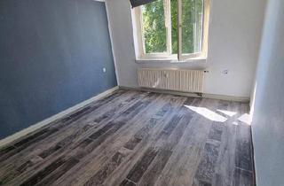 Wohnung kaufen in 06679 Hohenmölsen, Hohenmölsen - 3 Raum Wohnung