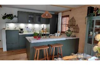 Wohnung kaufen in 84189 Wurmsham, Wurmsham - Erdgeschosswohnung mit Garten & Terrasse in Holzhaus