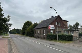 Einfamilienhaus kaufen in 29410 Salzwedel, Salzwedel - Sanierungsbedürftiges Einfamilienhaus mit 3000qm Baugrundstück