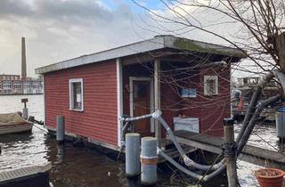 Wohnung kaufen in 12459 Oberschöneweide (Köpenick), Hausboot mit schwedischer Fassade in Schöneweide ( direkt an der Spree )