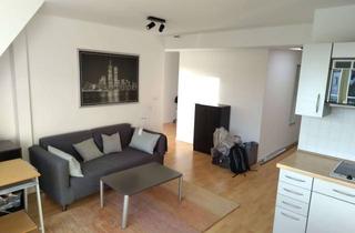 Wohnung mieten in Osterstraße 167, 20255 Eimsbüttel, Exklusive 2-Raum-Dachgeschosswohnung mit neuer Dachterrasse und Küchenzeile in Hamburg Eimsbüttel