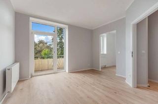 Wohnung mieten in Normannenstraße 7C, 12524 Altglienicke, Traumhaft sanierte 1-Zimmer Wohnung mit Balkon in Altglienicke!