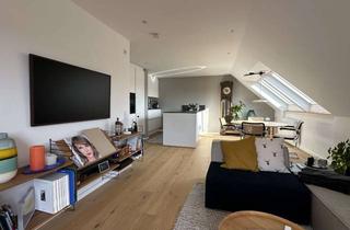 Wohnung mieten in 48155 Mauritz-Ost, Exklusive, neuwertige 3-Raum-DG-Wohnung mit gehobener Innenausstattung mit Balkon und EBK in Münster