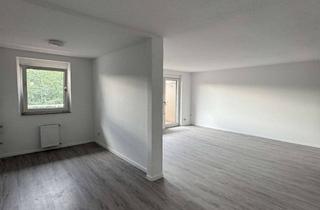 Wohnung mieten in 51399 Burscheid, Erstbezug nach Sanierung mit Balkon: Freundliche 3-Raum-Wohnung