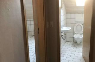Wohnung mieten in Am Kreuzbühl, 92431 Neunburg, Schöne und modernisierte 2-Raum-Dachgeschosswohnung mit Einbauküche in Schwandorf (Kreis)
