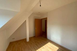 Wohnung mieten in Friedensstr. 17/19/21, 06729 Elsteraue, interessante Wohnung im Dachgeschoss