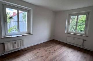 Wohnung mieten in Geschwitzstraße, 04571 Rötha, Zweiraumwohnung in ruhiger Wohnlage!