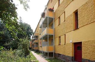 Wohnung mieten in Flechtinger Str., 39110 Stadtfeld West, ! Wohnen in der Beimssiedlung - sanierte 2 Raum mit Einbauküche, Balkon und Wanne !