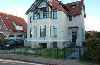 Wohnung mieten in Tangstedterstr. 20, 25421 Pinneberg, Einzigartige drei Zimmer Altbau-Wohnung im Zenrum von Pinneberg