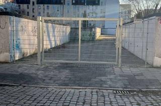 Garagen mieten in Eupener Straße 37, 27576 Lehe, Abschließbare Garagen im umzäunten Garagenhof in Bremerhaven Lehe, Eupener Straße 37 zu vermieten!