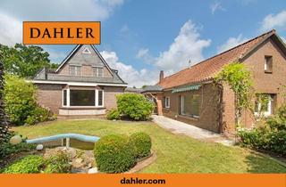 Haus kaufen in 25451 Quickborn, Charmantes Wohnensemble- Entdecken Sie das Potenzial dieser zwei Häuser auf großem Grundstück in bes