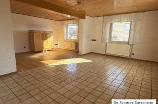 Einfamilienhaus kaufen in 35753 Greifenstein, Solides, renovierungsbedürftiges Einfamilienhaus mit Garten und Garage!