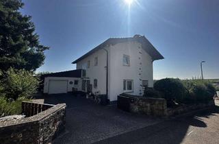 Haus kaufen in 76889 Oberotterbach, Wohnhaus mit Traumblick und idyliischer Lage an den Weinbergen, Garten, Hof und Garage