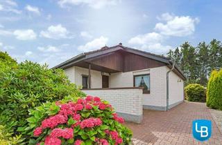 Haus kaufen in 24589 Schülp, Wohnen bis ins Alter - Walmdachbungalow mit traumhaftem Garten