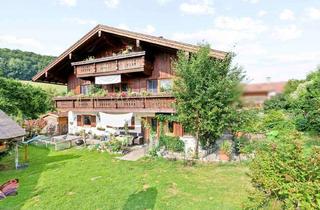 Mehrfamilienhaus kaufen in 83734 Hausham, Vielfältig nutzbares Mehrfamilienhaus – mit großem Garten, Stellplätzen & gepflegtem Zustand!