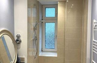 Wohnung kaufen in Gierkeplatz, 10585 Charlottenburg, Modernes Altbau-Apartment mit Parkett & Stuck!