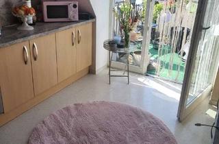 Wohnung mieten in 67246 Dirmstein, 3-ZIMMER-WOHNUNG MIT BALKON, EINBAUKÜCHE UND FAHRSTUHL IM DG