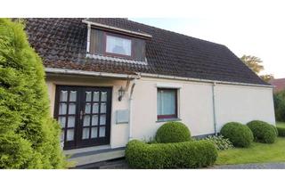 Doppelhaushälfte kaufen in 23815 Geschendorf, DHH mit PV-Anlage, Solarthermie # Platzwunder in guter Lage # Einliegerwohnung möglich