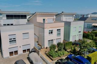 Haus kaufen in 36041 Fulda, Modernisiertes EFH mit sonniger Dachterrasse in familienfreundlicher Lage von Fulda