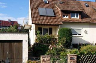 Doppelhaushälfte kaufen in Brombergstr, 71032 Böblingen, Doppelhaushälfte mit großem Garten in ruhiger Lage