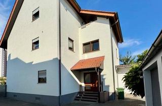 Haus kaufen in 68519 Viernheim, Charmantes 2-Fam.-Haus mit großzügiger DG-Maisonette-Wohnung - Ideal für Wohnen & Vermieten