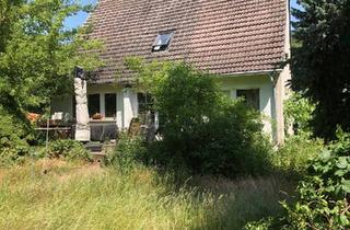 Haus kaufen in 14542 Werder (Havel), Werder (Havel) - 1 - 2 FAMILIENHAUS , KELLER , DOPPELGARAGE , WALDRAND