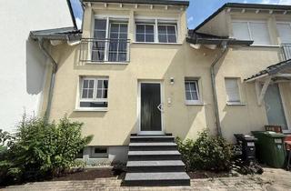 Einfamilienhaus kaufen in 76676 Graben-Neudorf, Graben-Neudorf - Lichtdurchflutete DHH mit Wintergarten, Carport, EBK + Keller in ruhiger Lage