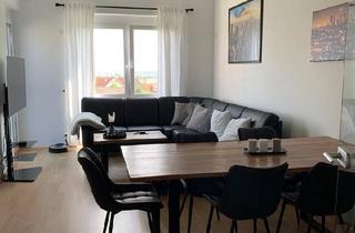 Wohnung kaufen in 71083 Herrenberg, Herrenberg - Charmante 3,5-Zimmer Wohnung mit Traumblick - KEIN MAKLER