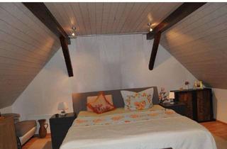 Wohnung mieten in Drei-Tore-Str., 77815 Bühl, Zentrale günstige DG-Wohnung - Busstopp, Parkplätze v. d. Haus