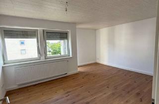 Wohnung mieten in Hans-Sachs-Straße 18, 91074 Herzogenaurach, Exklusive 4-Zimmer-Wohnung mit Balkon und EBK in Herzogenaurach
