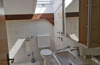 Wohnung mieten in 83377 Vachendorf, ruhige lichtdurchflutete DG-Wohnung mit Balkon und Einbauküche in Vachendorf