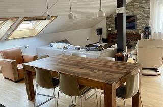 Wohnung mieten in 66125 Saarbrücken, Exklusive, neuwertige 3-Raum-DG-Wohnung mit luxuriöser Innenausstattung mit EBK in Saarbrücken