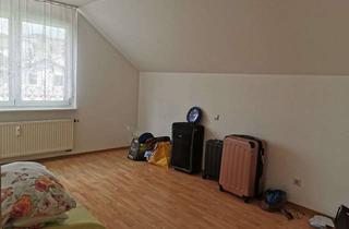 Wohnung mieten in Eichbergstraße, 79793 Wutöschingen, Schöne 3-Zimmer-Dachgeschosswohnung mit BK und EBK in Horheim, Wutöschingen