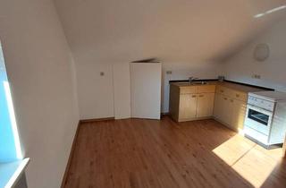 Wohnung mieten in Sonnenstraße 44, 82380 Peißenberg, Geschmackvolle 1-Zimmer-Dachgeschosswohnung in Peißenberg