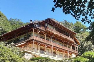 Wohnung mieten in Friesenbergstrasse, 76530 Innenstadt, 3-Zimmer-Wohnung mit großem Balkon, EBK und Traumblick über Baden-Baden