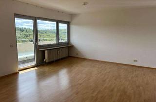 Wohnung mieten in Richard-Wagner-Str. 87, 66125 Saarbrücken, 3 Zimmer Wohnung mit Balkon und Garage zu vermieten