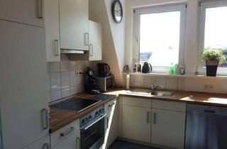 Wohnung mieten in Lerchenstrasse 21, 24103 Vorstadt, Gepflegte 3-Raum-DG-Wohnung mit Balkon und Einbauküche